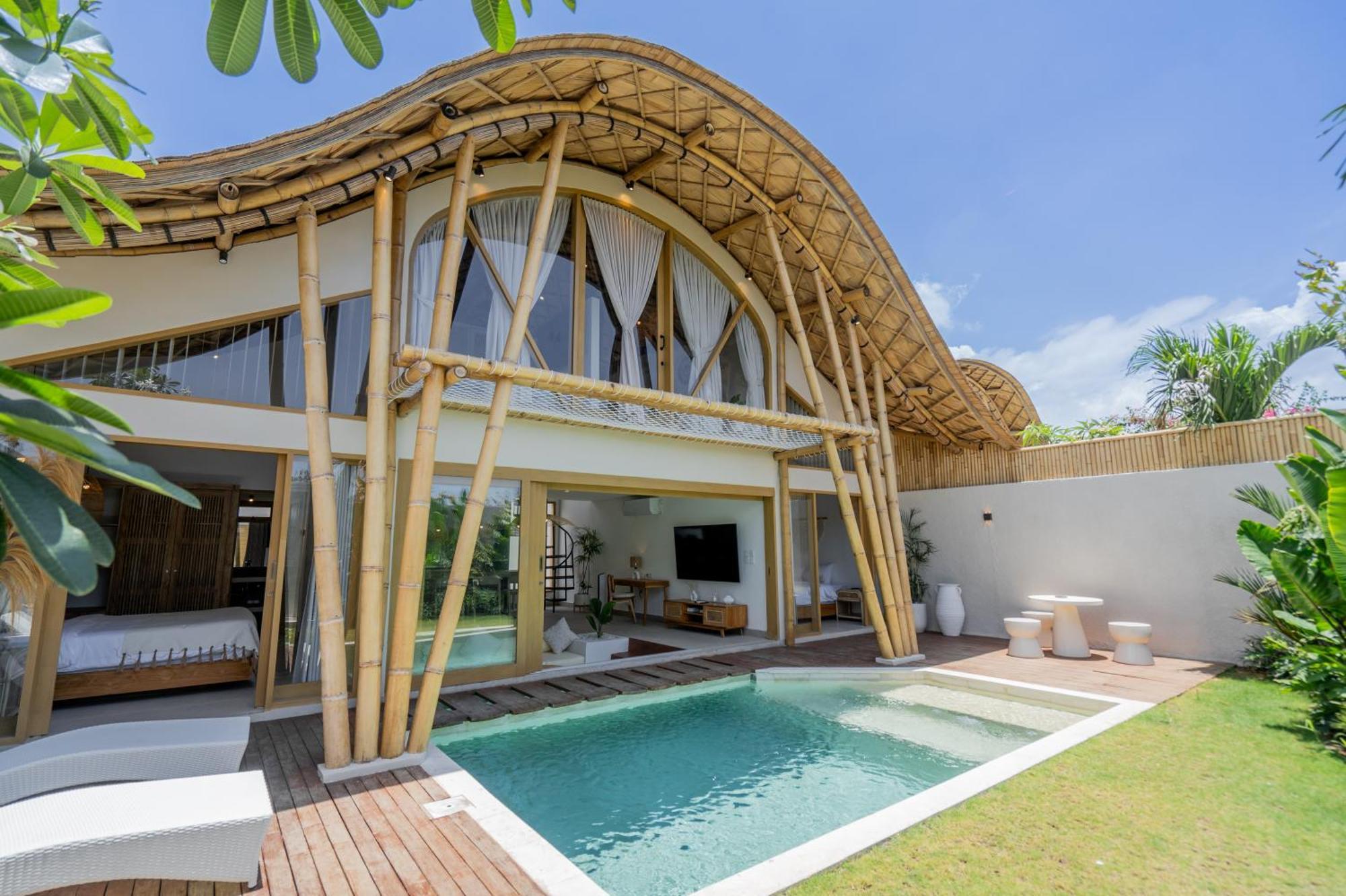Villa Sunset Bamboo - 3Br Villa In Kerobokan Екстер'єр фото