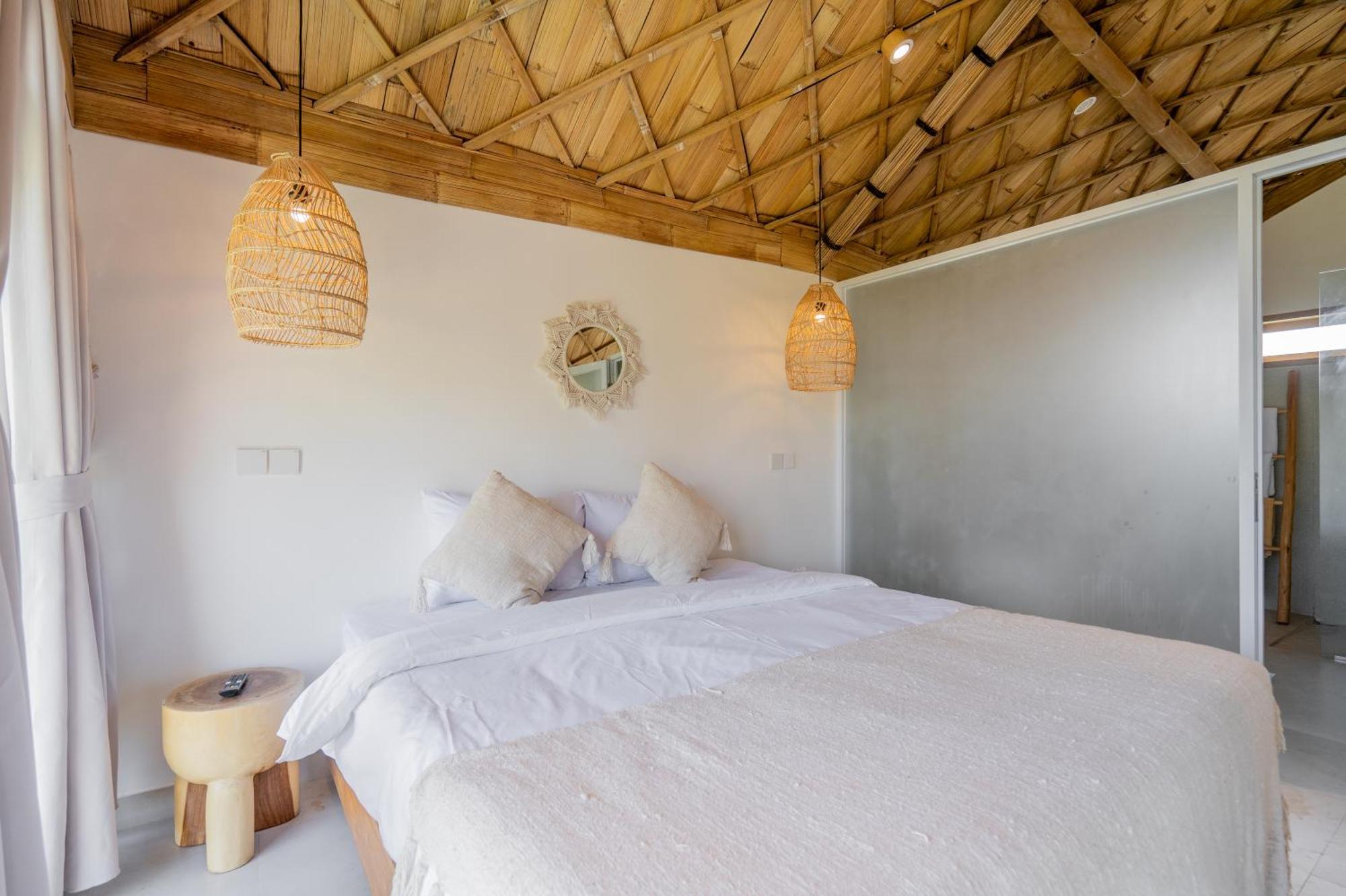 Villa Sunset Bamboo - 3Br Villa In Kerobokan Екстер'єр фото