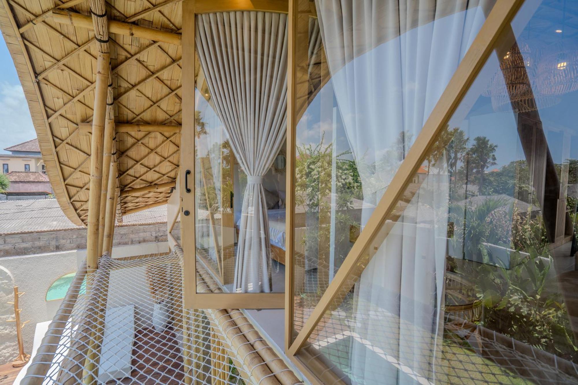 Villa Sunset Bamboo - 3Br Villa In Kerobokan Екстер'єр фото