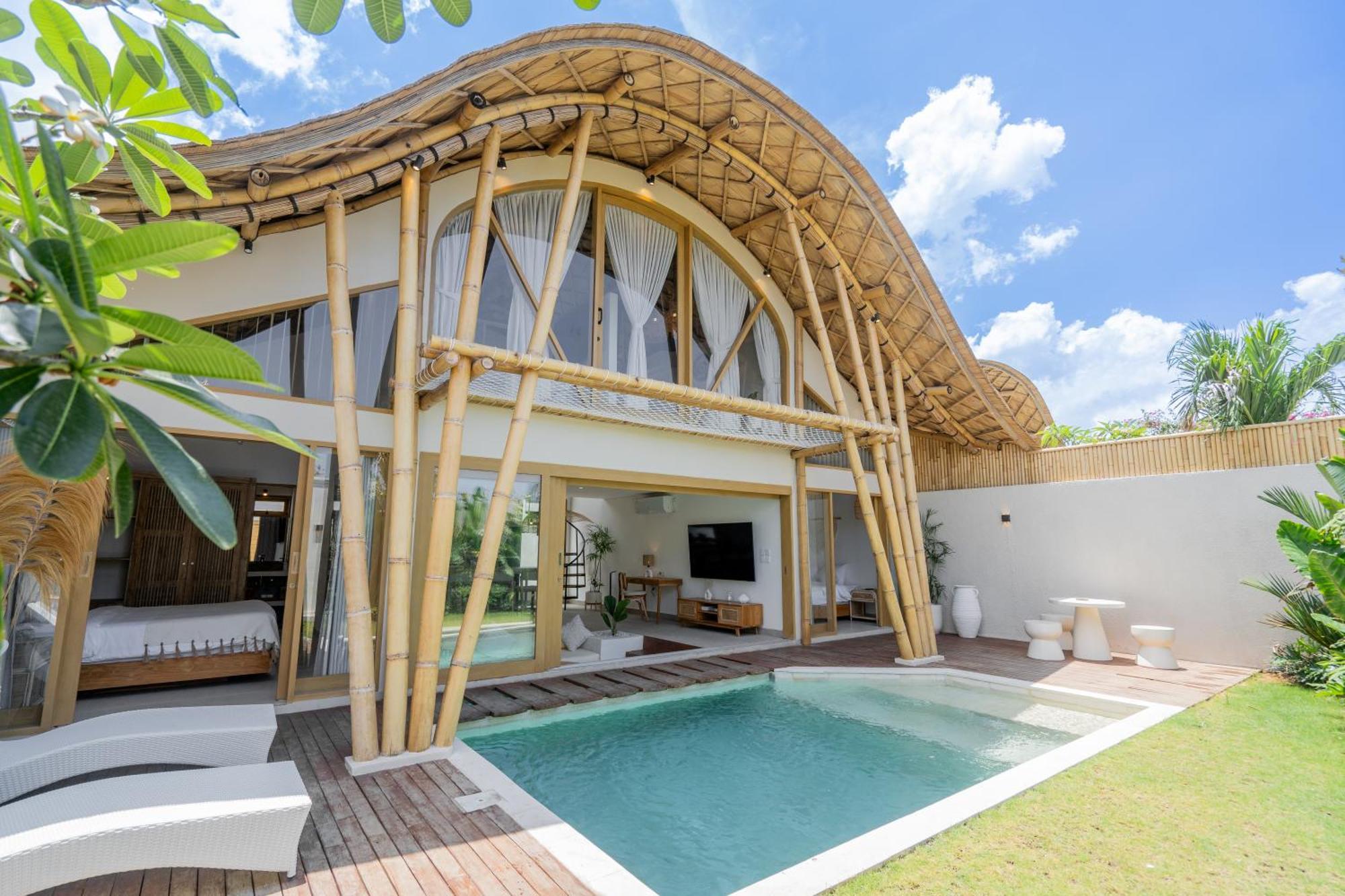 Villa Sunset Bamboo - 3Br Villa In Kerobokan Екстер'єр фото