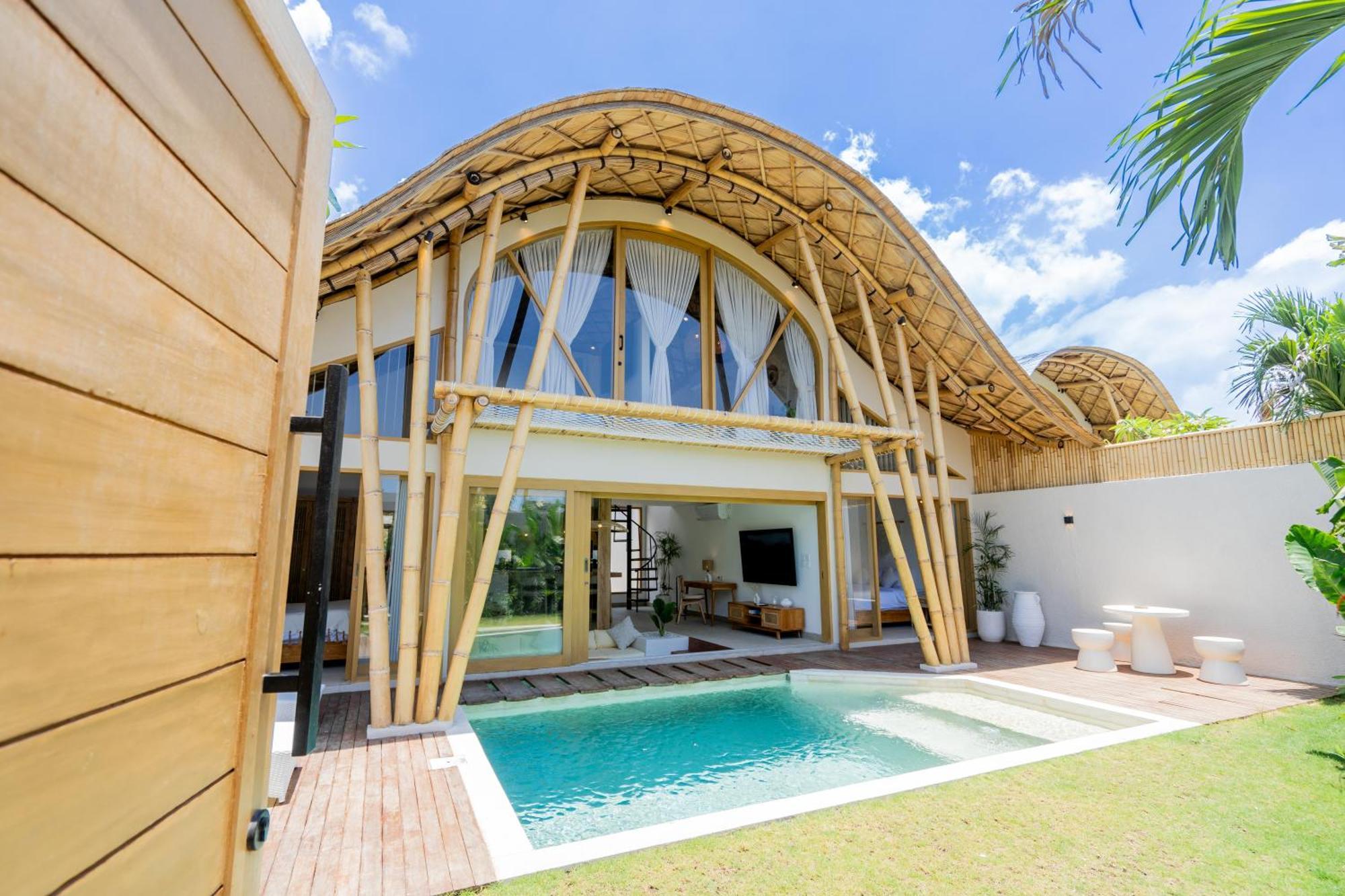 Villa Sunset Bamboo - 3Br Villa In Kerobokan Екстер'єр фото