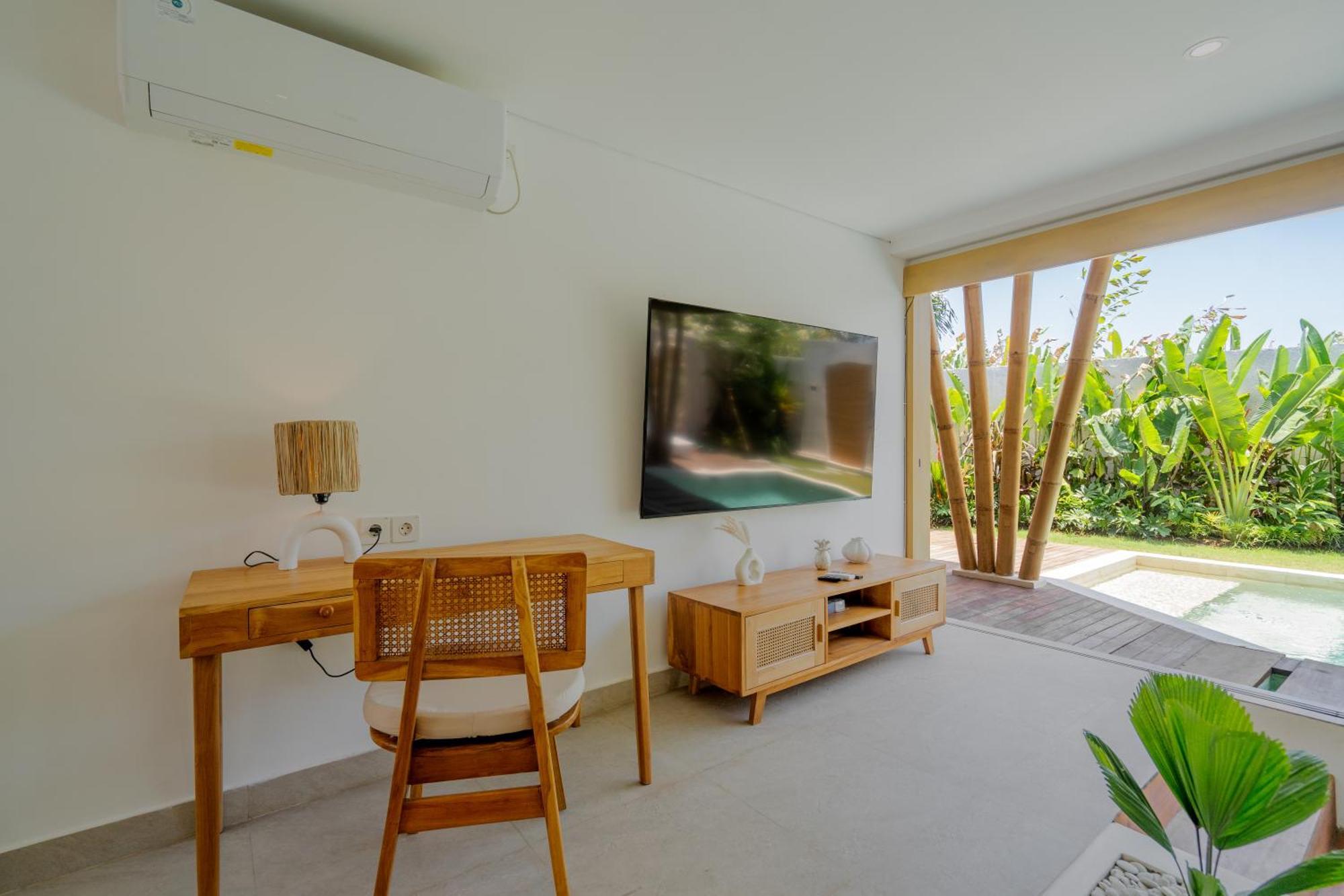 Villa Sunset Bamboo - 3Br Villa In Kerobokan Екстер'єр фото